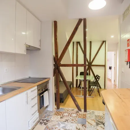 Daire Flh Fresh And Cozy Old Town Duplex Lisboa